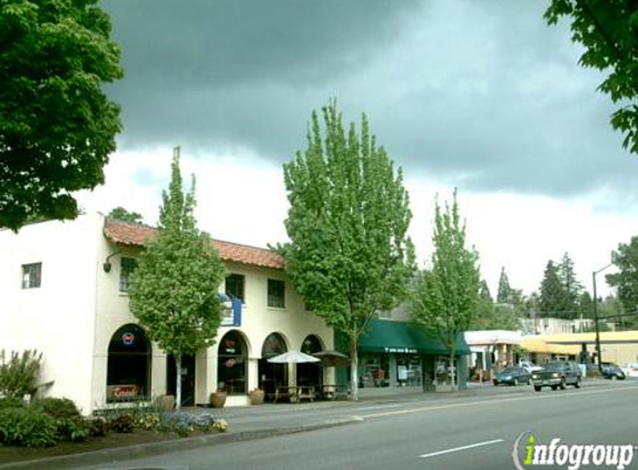 Barkzone Pet Salon - Lake Oswego, OR