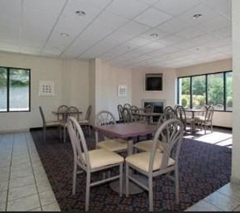 Baymont Inn & Suites - Mooresville, NC