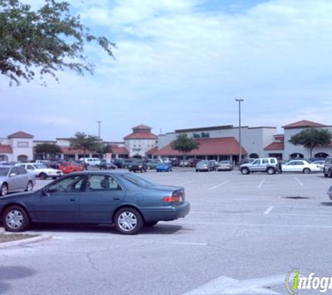 Publix Super Market at Northeast Park Shopping Center - Saint Petersburg, FL