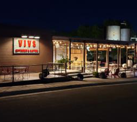 Viv's Kitchen & Cater - Balsam Lake, WI