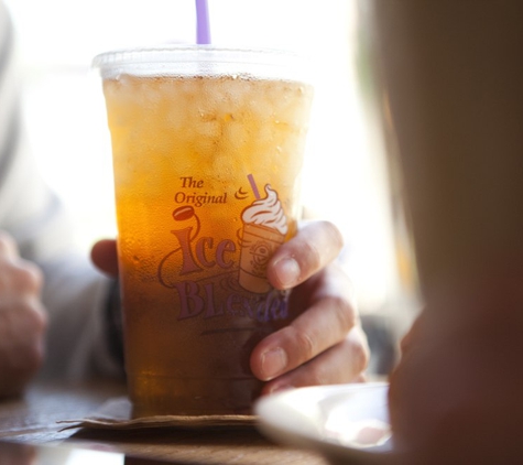 The Coffee Bean & Tea Leaf - Pacific Palisades, CA