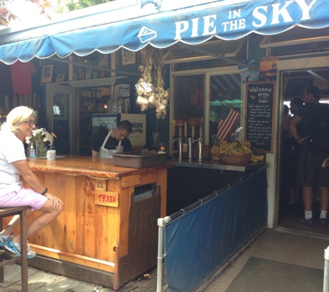 Pie in the Sky Bakery & Internet Cafe - Woods Hole, MA