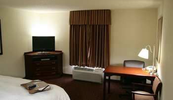 Hampton Inn & Suites Muncie - Muncie, IN