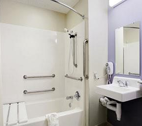 Microtel Inn & Suites - Rochester, MN