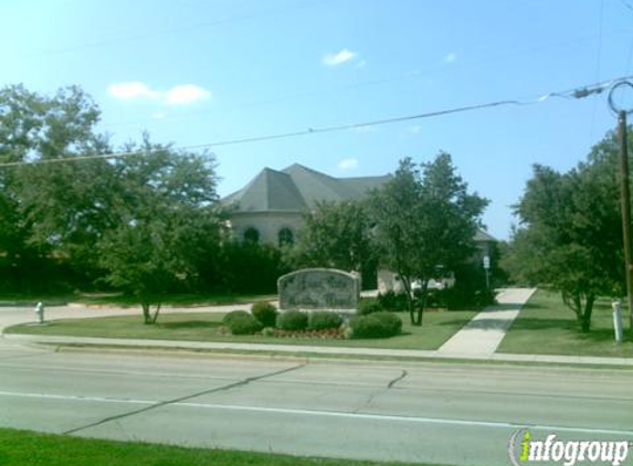 Green Oaks Wedding Chapel - Arlington, TX