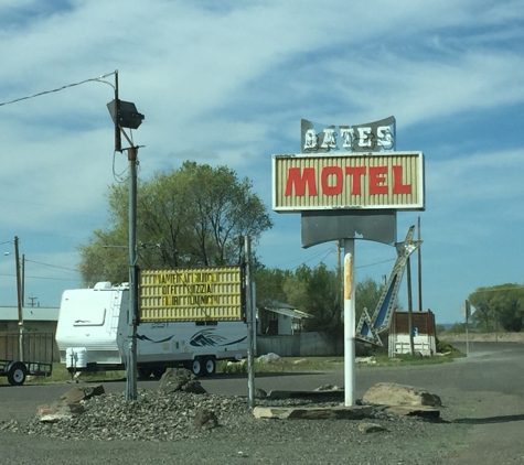 Bates Motel - Vale, OR