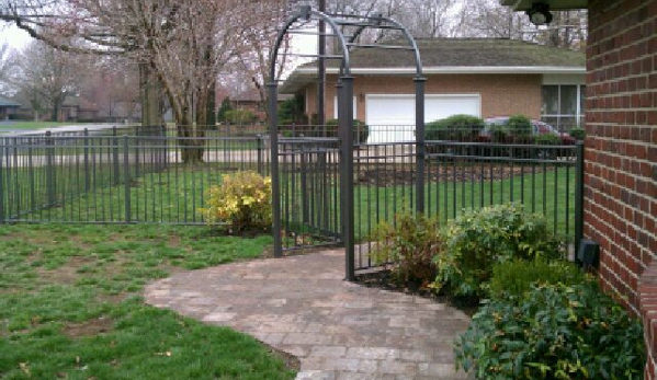 Specialty Concepts Fences Inc - Raytown, MO