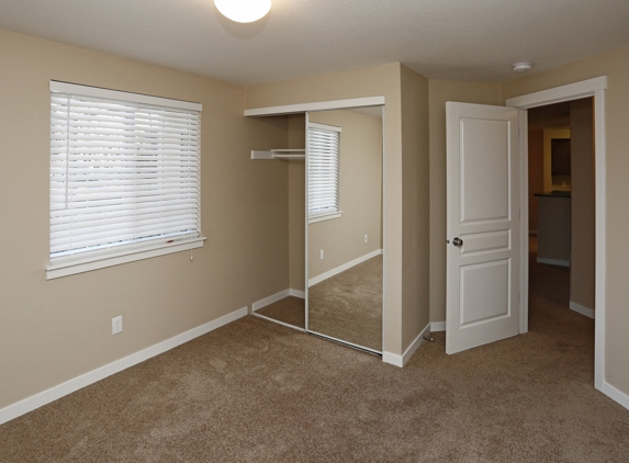 Commons at Avalon Park Apartments - Tigard, OR