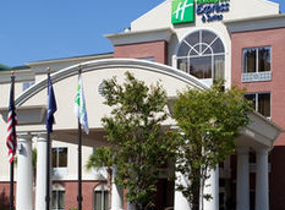 Holiday Inn Express & Suites Charleston-North - North Charleston, SC