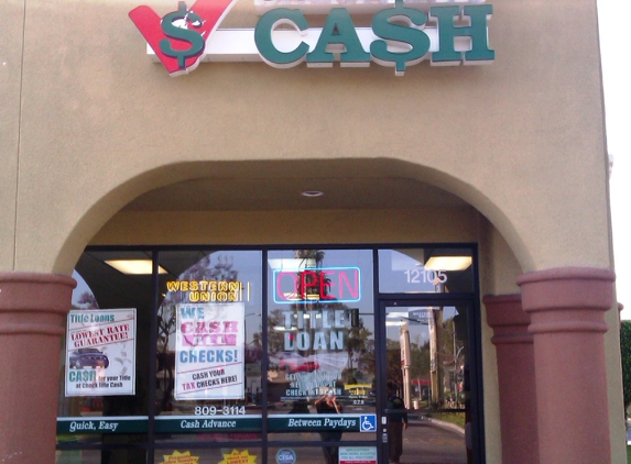 Check Into Cash - Hawaiian Gardens, CA