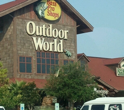 Bass Pro Shops - Pearland, TX