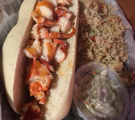 J's Crabshack - Hartford, CT