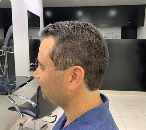 Next International Salons - Oxenford, QLD. Next International Oxenford college haircut