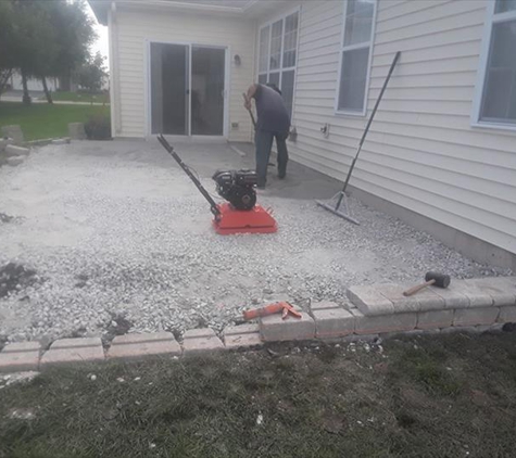 Leonardo's Landscaping Service INC. - Griffith, IN