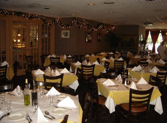 Pirandello Restaurant - Roslyn Heights, NY