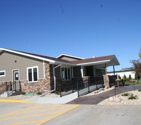 Summer Street Animal Clinic - Burlington, IA