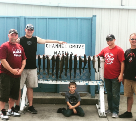 Old Lakeshore Charters - Lakeside Marblehead, OH. Lake Erie Walleye Fishing Charter