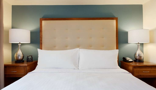 Homewood Suites by Hilton San Diego Airport-Liberty Station - San Diego, CA