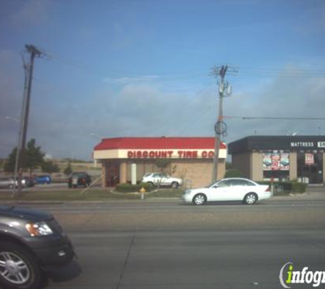 Discount Tire - Plano, TX