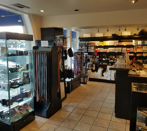 Deno's Of Highland Park Shoe Service - Dallas, TX