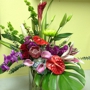 Artistic Flowers & Home Decor