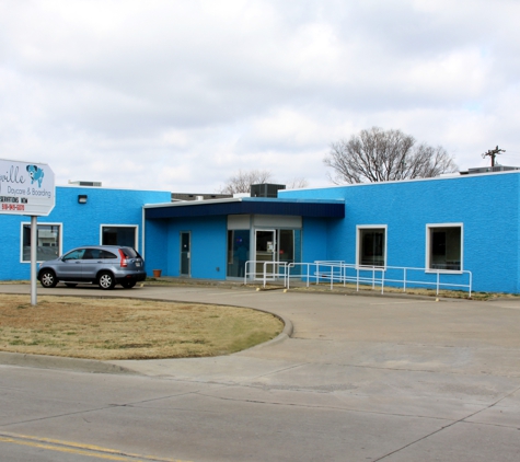 Dogville Daycare & Boarding - Tulsa, OK