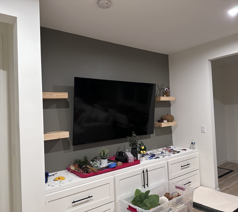 Tic Tac Task - Nashville, TN. TV mounting service in Nashville TN.