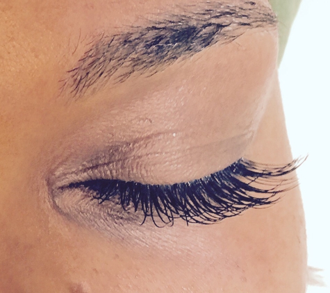 Lyndee's Lashes & Brows - Germantown, MD