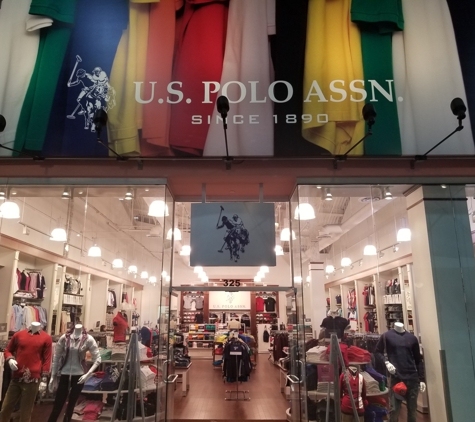 US Polo Assn - Jean, NV. Entrance at the outlet