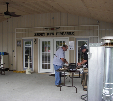 Smoky Mtn Firearms, LLC - Kodak, TN