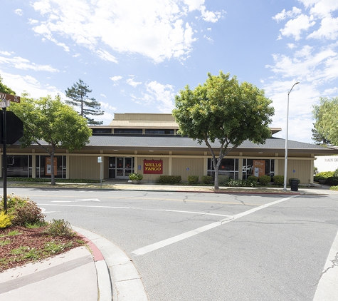 Wells Fargo Bank - Los Altos, CA