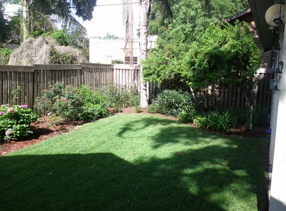 Mayday's Lawn and Pest Control - Goldenrod, FL