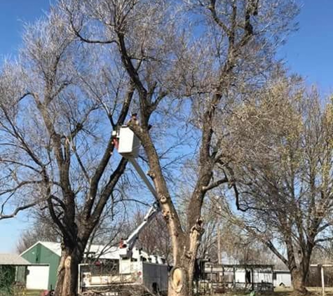 Slawson's Tree Service - Arcadia, OK