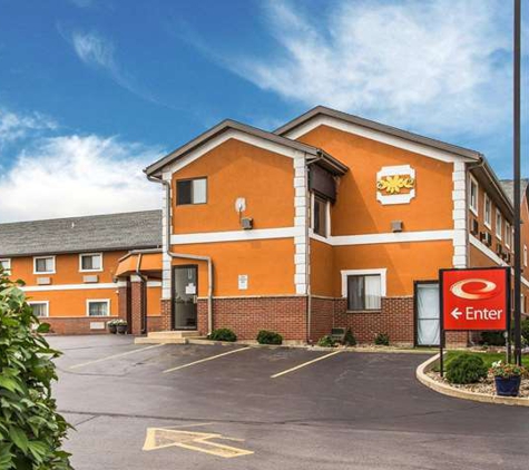 Econo Lodge - Cedar Rapids, IA