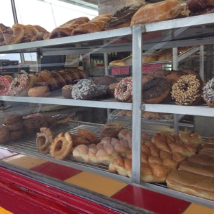 Donut Hut - Burbank, CA