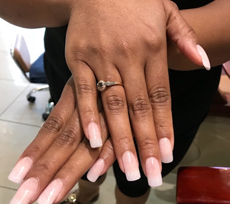 Color New Spa Nails - Dallas, TX