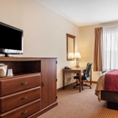 Comfort Inn & Suites Atoka-Millington - Motels
