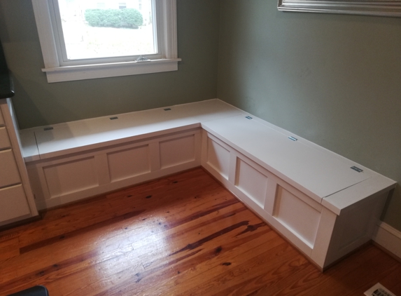 Reese Bilt Contracting - Lincolnton, NC. Custom Kitchen Nook, for storage and seating!