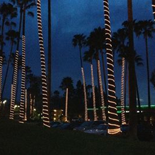 Palm Garden Hotel - Thousand Oaks, CA