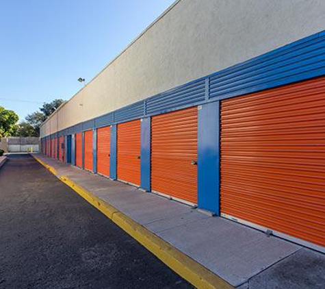 Anaheim Mini Storage - Anaheim, CA