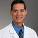 Dr. Omar O De Oliveira, DDS - Dentists