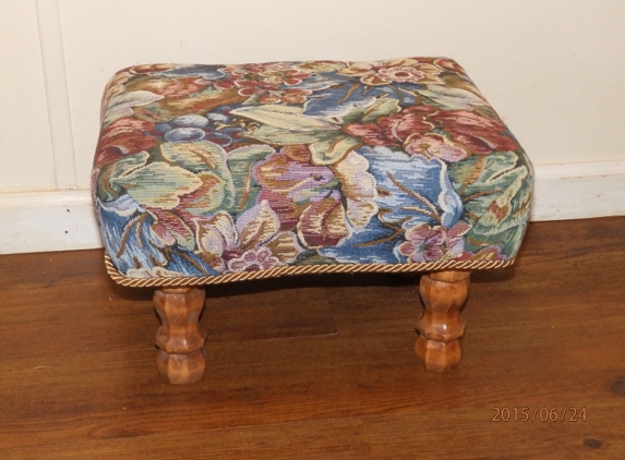 Kitty's Custom Footstools - Hemingway, SC