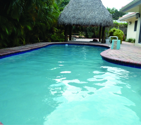 Pool Service FL Blue - Weston, FL