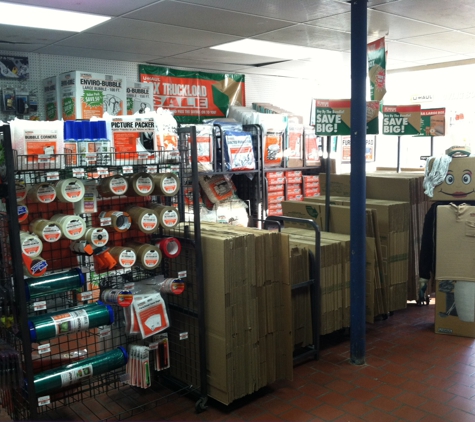 U-Haul Moving & Storage of W Babylon - West Babylon, NY