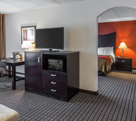 Comfort Inn & Suites BWI Airport - Baltimore, MD