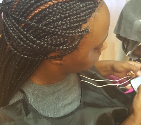 Ama professional african hair braiding - Steelton, PA