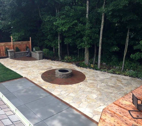 Spring Gardens Landscaping & Horticultural Services, Inc. - New Berlin, WI