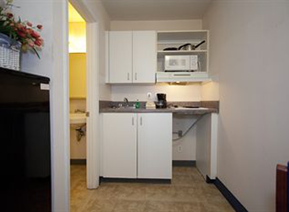 Suburban Extended Stay - Fayetteville, NC