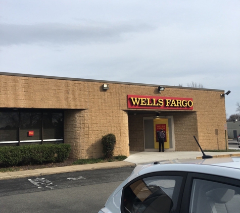 Wells Fargo Bank - North Chesterfield, VA