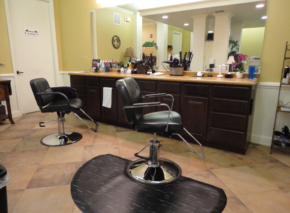 Banyan Salon - Hudson, FL